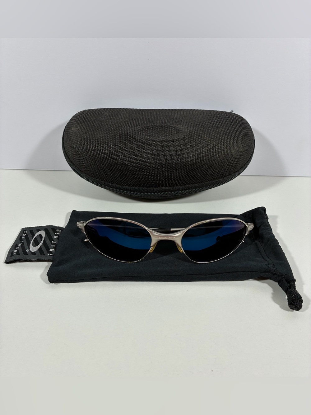 Vintage Y2K Oakley A Wire 2.0 Spring Hinges Silver Ice Iridium Sunglasses w Case